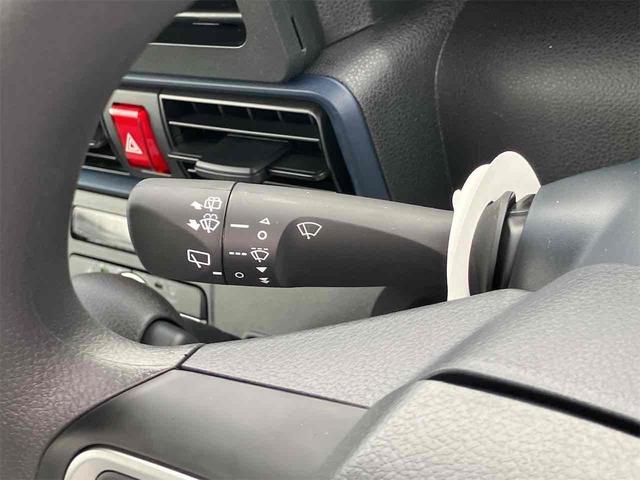 タント Ｌ　届け出済み未使用車　バックカメラ　両側スライドドア　クリアランスソナー　衝突被害軽減システム　オートライト　ＬＥＤヘッドランプ　スマートキー　アイドリングストップ　電動格納ミラー　ＣＶＴ（10枚目）