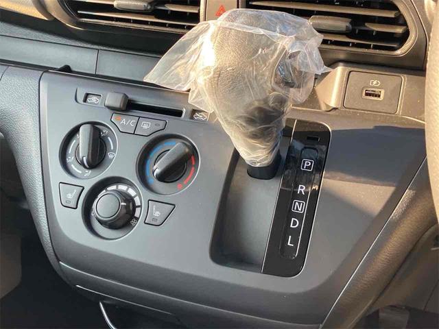 ｅＫワゴン Ｍ　届け出済み未使用車　バックカメラ　クリアランスソナー　レーンアシスト　衝突被害軽減システム　オートライト　アイドリングストップ　電動格納ミラー　シートヒーター　ベンチシート　ＣＶＴ　盗難防止システム（10枚目）