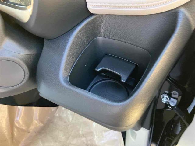 ｅＫワゴン Ｇ　届け出済み未使用車　バックカメラ　クリアランスソナー　レーンアシスト　衝突被害軽減システム　オートライト　スマートキー　アイドリングストップ　電動格納ミラー　シートヒーター　ベンチシート　ＣＶＴ（54枚目）
