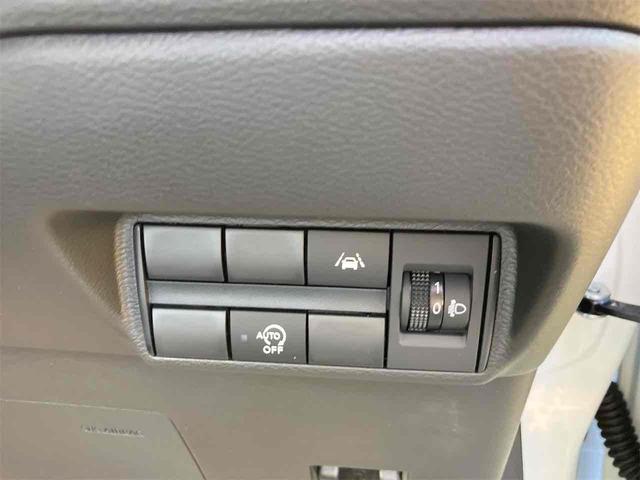 ｅＫワゴン Ｇ　届け出済み未使用車　バックカメラ　クリアランスソナー　レーンアシスト　衝突被害軽減システム　オートライト　スマートキー　アイドリングストップ　電動格納ミラー　シートヒーター　ベンチシート　ＣＶＴ（14枚目）