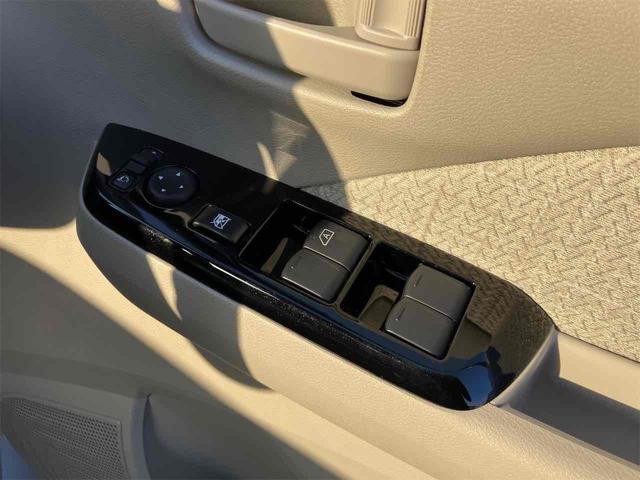 ｅＫワゴン Ｇ　届け出済み未使用車　バックカメラ　クリアランスソナー　レーンアシスト　衝突被害軽減システム　オートライト　スマートキー　アイドリングストップ　電動格納ミラー　シートヒーター　ベンチシート　ＣＶＴ（15枚目）