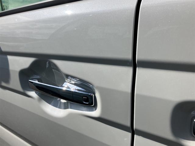 スペーシアカスタム ハイブリッドＸＳ　届け出済み未使用車　両側電動スライドドア　クリアランスソナー　オートクルーズコントロール　レーンアシスト　衝突被害軽減システム　オートライト　ＬＥＤヘッドランプ　スマートキー　アイドリングストップ（42枚目）