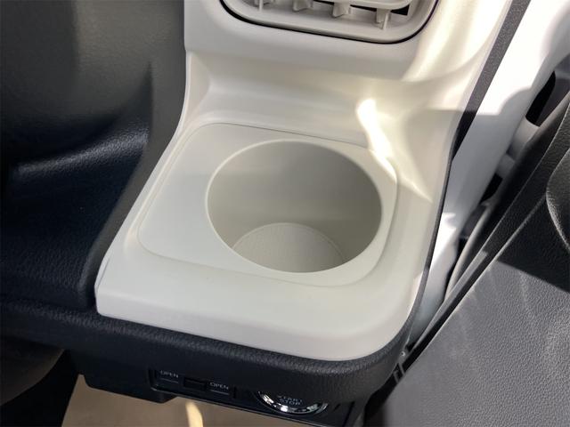 ムーヴキャンバス ストライプスＸ　届け出済み未使用車　両側電動スライドドア　クリアランスソナー　衝突被害軽減システム　オートライト　スマートキー　アイドリングストップ　電動格納ミラー　ベンチシート　ＣＶＴ　盗難防止システム　ＡＢＳ（49枚目）