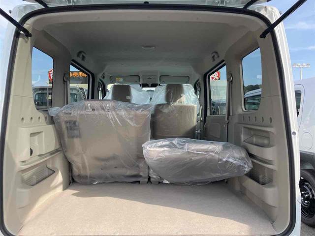 エブリイワゴン PZターボスペシャル 届け出済み未使用車 両側電動スライドドア クリアランスソナー レーンアシスト 衝突被害軽減システム オートライト LEDヘッドランプ スマートキー アイドリングストップ 電動格納ミラー シートヒーター(23枚目)
