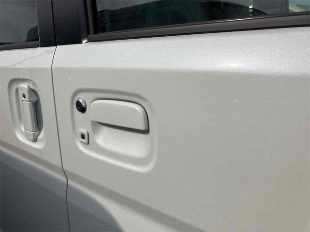 エブリイワゴン PZターボスペシャル 届け出済み未使用車 両側電動スライドドア クリアランスソナー レーンアシスト 衝突被害軽減システム オートライト LEDヘッドランプ スマートキー アイドリングストップ 電動格納ミラー シートヒーター(33枚目)