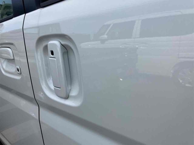 エブリイワゴン PZターボスペシャル 届け出済み未使用車 両側電動スライドドア クリアランスソナー レーンアシスト 衝突被害軽減システム オートライト LEDヘッドランプ スマートキー アイドリングストップ 電動格納ミラー シートヒーター(41枚目)