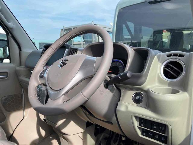 エブリイワゴン PZターボスペシャル 届け出済み未使用車 両側電動スライドドア クリアランスソナー レーンアシスト 衝突被害軽減システム オートライト LEDヘッドランプ スマートキー アイドリングストップ 電動格納ミラー シートヒーター(49枚目)