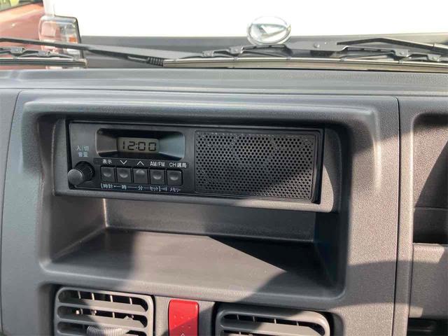 キャリイトラック KC 届け出済み未使用車 軽トラック CVT 衝突被害軽減システム クリアランスソナー レーンアシスト アイドリングストップ オートライト ESC エアコン パワーウィンドウ(6枚目)