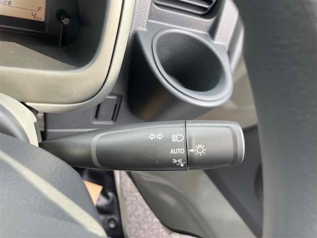 キャリイトラック KC 届け出済み未使用車 軽トラック CVT 衝突被害軽減システム クリアランスソナー レーンアシスト アイドリングストップ オートライト ESC エアコン パワーウィンドウ(13枚目)