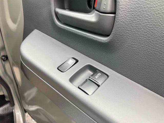 キャリイトラック KC 届け出済み未使用車 軽トラック CVT 衝突被害軽減システム クリアランスソナー レーンアシスト アイドリングストップ オートライト ESC エアコン パワーウィンドウ(15枚目)