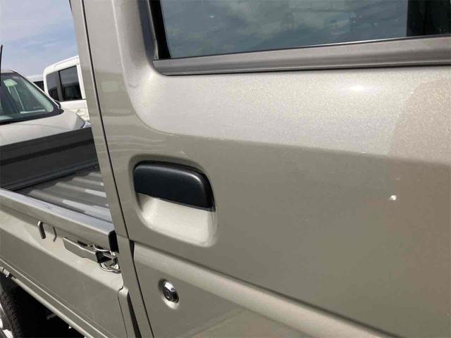 キャリイトラック KC 届け出済み未使用車 軽トラック CVT 衝突被害軽減システム クリアランスソナー レーンアシスト アイドリングストップ オートライト ESC エアコン パワーウィンドウ(27枚目)