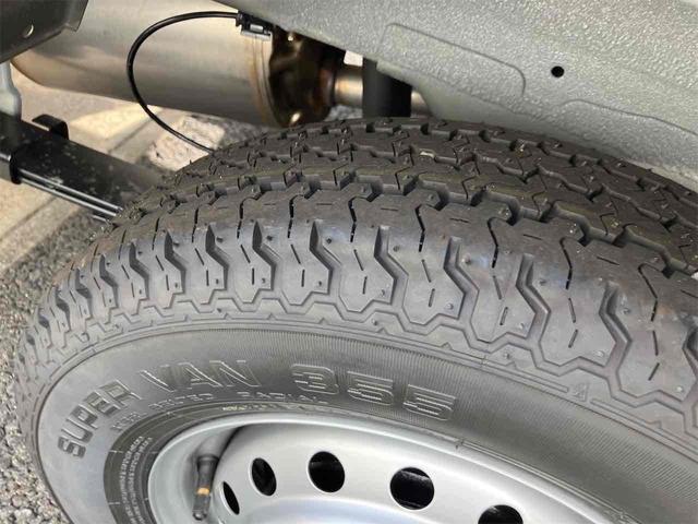 キャリイトラック KC 届け出済み未使用車 軽トラック CVT 衝突被害軽減システム クリアランスソナー レーンアシスト アイドリングストップ オートライト ESC エアコン パワーウィンドウ(33枚目)