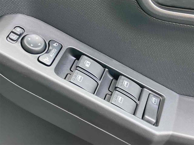 タフト Ｘ　届け出済み未使用車　バックカメラ　クリアランスソナー　衝突被害軽減システム　オートライト　ＬＥＤヘッドランプ　スマートキー　アイドリングストップ　電動格納ミラー　サンルーフ　ＣＶＴ　盗難防止システム（15枚目）