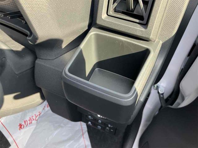 タフト Ｘ　届け出済み未使用車　バックカメラ　クリアランスソナー　衝突被害軽減システム　オートライト　ＬＥＤヘッドランプ　スマートキー　アイドリングストップ　電動格納ミラー　サンルーフ　ＣＶＴ　盗難防止システム（53枚目）