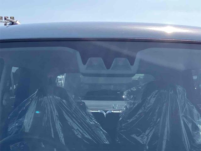 ムーヴキャンバス セオリーＸ　届け出済み未使用車　両側電動スライドドア　クリアランスソナー　衝突被害軽減システム　オートライト　スマートキー　アイドリングストップ　電動格納ミラー　ベンチシート　ＣＶＴ　盗難防止システム　ＡＢＳ（27枚目）