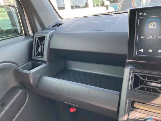 タフト Ｘ　バックカメラ　ＴＶ　クリアランスソナー　衝突被害軽減システム　オートライト　ＬＥＤヘッドランプ　スマートキー　アイドリングストップ　電動格納ミラー　サンルーフ　ＣＶＴ　盗難防止システム　ＡＢＳ　ＥＳＣ（49枚目）