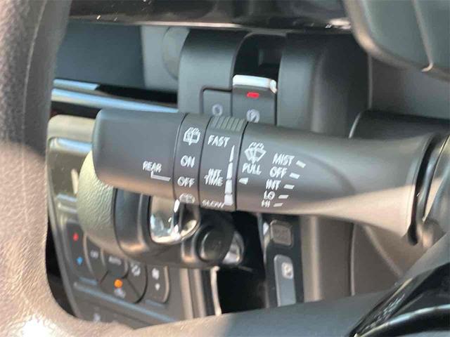 スペーシアカスタム ハイブリッドGS 届け出済み未使用車 両側スライド・片側電動 クリアランスソナー オートクルーズコントロール レーンアシスト 衝突被害軽減システム オートライト LEDヘッドランプ スマートキー アイドリングストップ(49枚目)