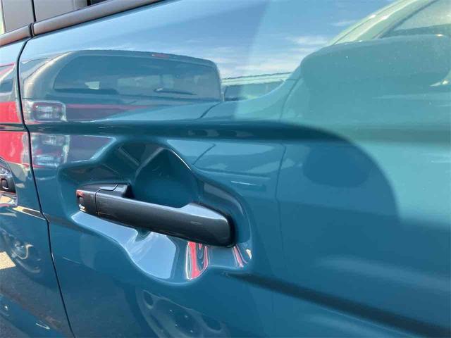 スペーシアギア ハイブリッドXZ 届け出済み未使用車 両側電動スライドドア クリアランスソナー オートクルーズコントロール レーンアシスト 衝突被害軽減システム オートライト LEDヘッドランプ ヘッドライトウォッシャー スマートキー(41枚目)