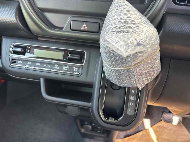 ハスラー タフワイルド　クリアランスソナー　オートクルーズコントロール　レーンアシスト　衝突被害軽減システム　オートライト　ＬＥＤヘッドランプ　スマートキー　アイドリングストップ　電動格納ミラー　シートヒーター　ＣＶＴ（9枚目）