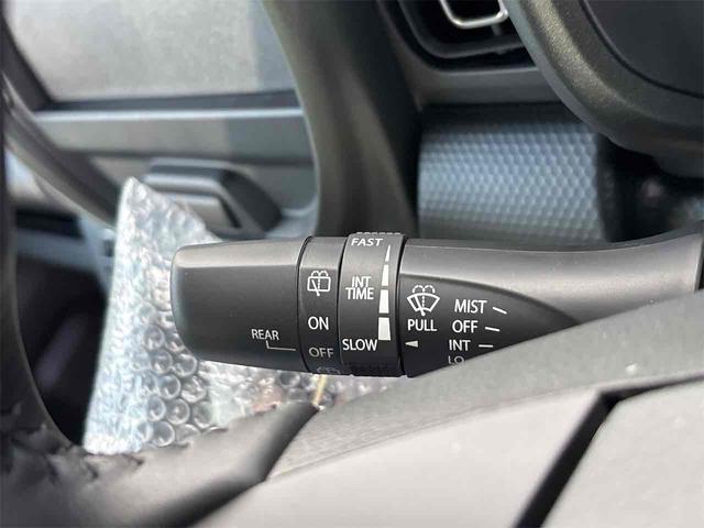 ハスラー タフワイルド　クリアランスソナー　オートクルーズコントロール　レーンアシスト　衝突被害軽減システム　オートライト　ＬＥＤヘッドランプ　スマートキー　アイドリングストップ　電動格納ミラー　シートヒーター　ＣＶＴ（10枚目）