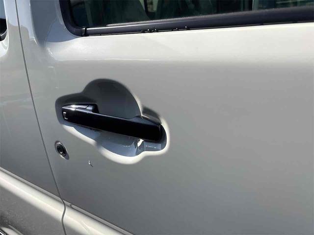 ハスラー タフワイルド　クリアランスソナー　オートクルーズコントロール　レーンアシスト　衝突被害軽減システム　オートライト　ＬＥＤヘッドランプ　スマートキー　アイドリングストップ　電動格納ミラー　シートヒーター　ＣＶＴ（34枚目）