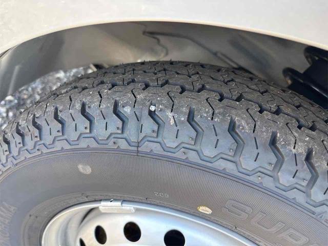 キャリイトラック KC 4WD 届け出済み未使用車 AT 衝突被害軽減システム クリアランスソナー レーンアシスト アイドリングストップ オートライト ESC エアコン パワーウィンドウ(41枚目)