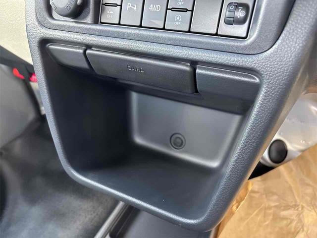 キャリイトラック KC 4WD 届け出済み未使用車 AT 衝突被害軽減システム クリアランスソナー レーンアシスト アイドリングストップ オートライト ESC エアコン パワーウィンドウ(44枚目)