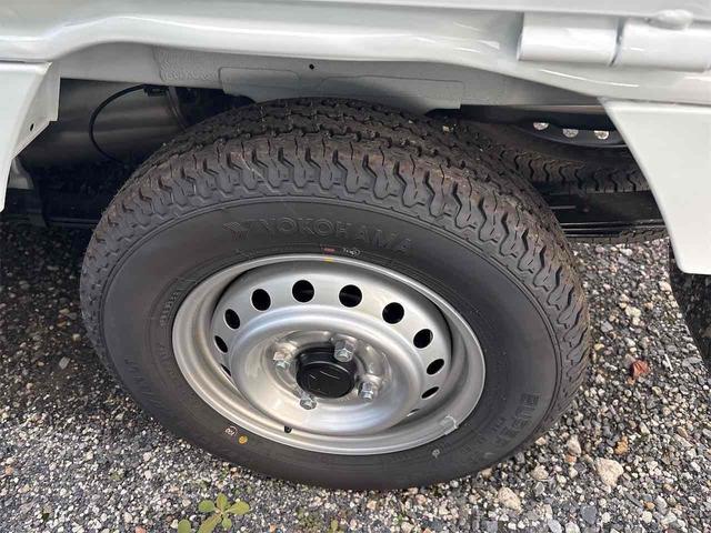 キャリイトラック KC 届け出済み未使用車 AT クリアランスソナー キーレスエントリー アイドリングストップ オートライト ESC エアコン パワーウィンドウ 運転席エアバッグ 助手席エアバッグ(31枚目)