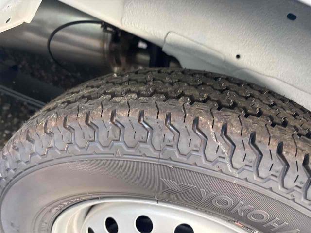 キャリイトラック KC 届け出済み未使用車 AT クリアランスソナー キーレスエントリー アイドリングストップ オートライト ESC エアコン パワーウィンドウ 運転席エアバッグ 助手席エアバッグ(32枚目)