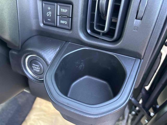 ハスラー タフワイルド　届け出済み未使用車　クリアランスソナー　オートクルーズコントロール　レーンアシスト　衝突被害軽減システム　オートライト　ＬＥＤヘッドランプ　ヘッドライトウォッシャー　スマートキー　アイドリングストップ（26枚目）