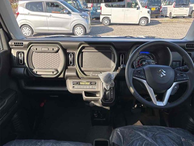 ハスラー タフワイルド　届け出済み未使用車　オートクルーズコントロール　レーンアシスト　衝突被害軽減システム　オートライト　ＬＥＤヘッドランプ　スマートキー　アイドリングストップ　電動格納ミラー　シートヒーター　ＣＶＴ（6枚目）