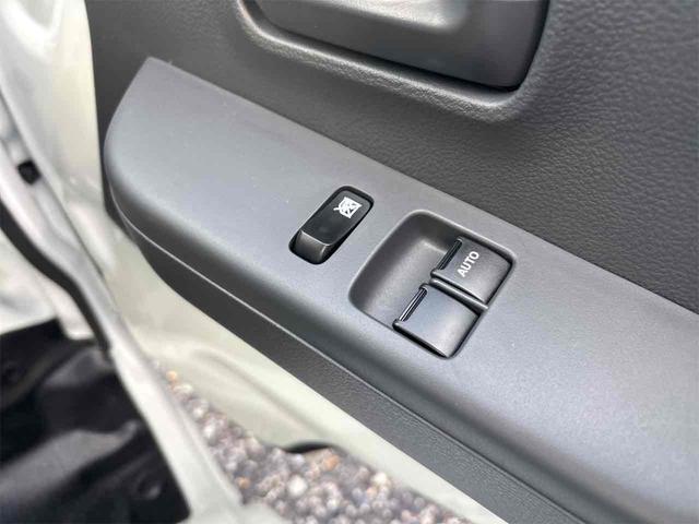 キャリイトラック KC 4WD 届け出済み未使用車 軽トラック AT 衝突被害軽減システム クリアランスソナー レーンアシスト アイドリングストップ オートライト ESC エアコン パワーウィンドウ(13枚目)