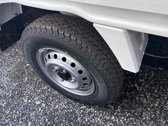 キャリイトラック KC 4WD 届け出済み未使用車 軽トラック AT 衝突被害軽減システム クリアランスソナー レーンアシスト アイドリングストップ オートライト ESC エアコン パワーウィンドウ(24枚目)