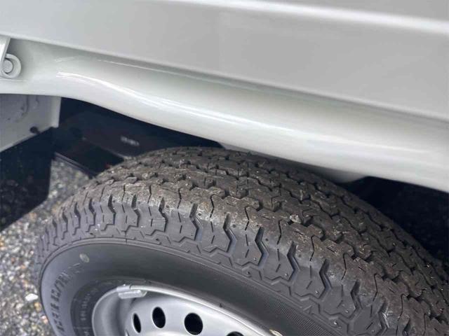 キャリイトラック KC 4WD 届け出済み未使用車 軽トラック AT 衝突被害軽減システム クリアランスソナー レーンアシスト アイドリングストップ オートライト ESC エアコン パワーウィンドウ(26枚目)