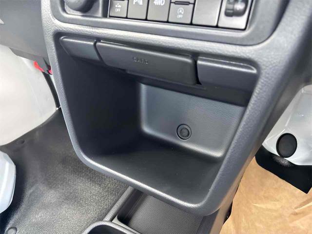 キャリイトラック KC 4WD 届け出済み未使用車 軽トラック AT 衝突被害軽減システム クリアランスソナー レーンアシスト アイドリングストップ オートライト ESC エアコン パワーウィンドウ(43枚目)