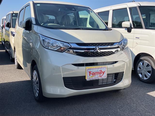 eKワゴン G 届け出済み未使用車 バックカメラ クリアランスソナー レーンアシスト 衝突被害軽減システム オートライト スマートキー アイドリングストップ 電動格納ミラー シートヒーター ベンチシート CVT(18枚目)