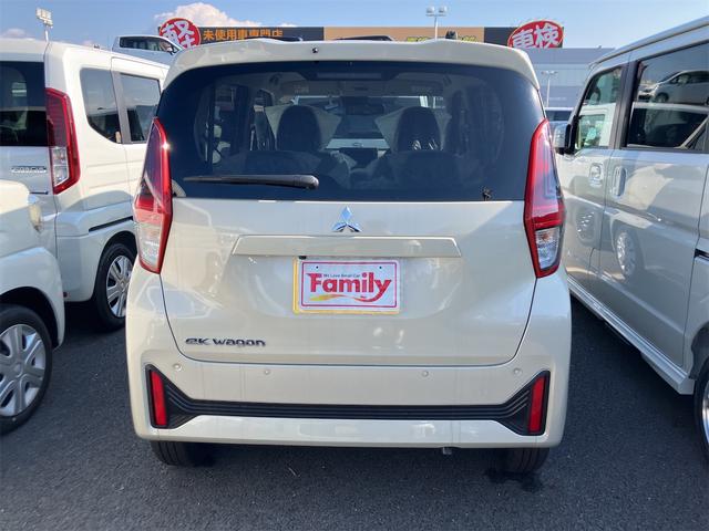 eKワゴン G 届け出済み未使用車 バックカメラ クリアランスソナー レーンアシスト 衝突被害軽減システム オートライト スマートキー アイドリングストップ 電動格納ミラー シートヒーター ベンチシート CVT(21枚目)