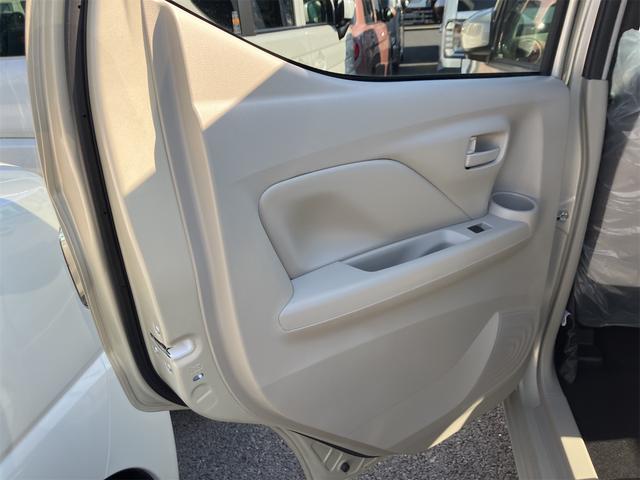 eKワゴン G 届け出済み未使用車 バックカメラ クリアランスソナー レーンアシスト 衝突被害軽減システム オートライト スマートキー アイドリングストップ 電動格納ミラー シートヒーター ベンチシート CVT(57枚目)