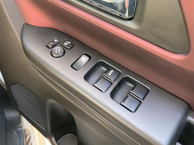 スペーシアカスタム ハイブリッドＸＳターボ　両側電動スライドドア　クリアランスソナー　オートクルーズコントロール　レーンアシスト　衝突被害軽減システム　オートライト　ＬＥＤヘッドランプ　スマートキー　アイドリングストップ　電動格納ミラー（13枚目）