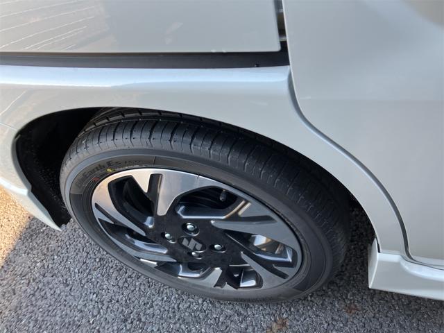 スペーシアカスタム ハイブリッドＸＳターボ　両側電動スライドドア　クリアランスソナー　オートクルーズコントロール　レーンアシスト　衝突被害軽減システム　オートライト　ＬＥＤヘッドランプ　スマートキー　アイドリングストップ　電動格納ミラー（35枚目）