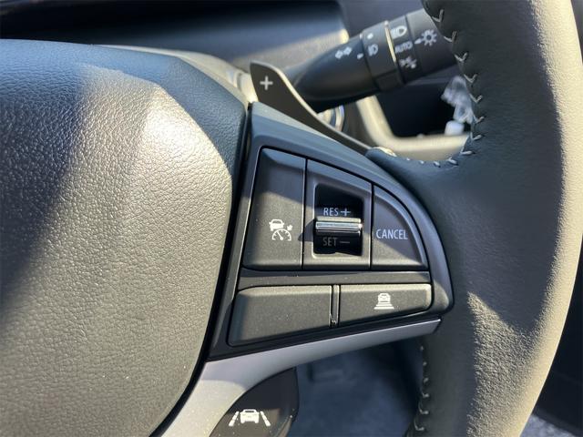 ワゴンＲスティングレー ハイブリッドＴ　届け出済み未使用車　クリアランスソナー　オートクルーズコントロール　レーンアシスト　衝突被害軽減システム　オートライト　ＬＥＤヘッドランプ　スマートキー　アイドリングストップ　電動格納ミラー（13枚目）