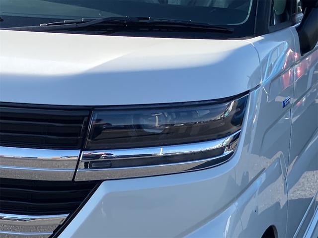 スペーシアカスタム ハイブリッドXS 届け出済み未使用車 両側電動スライドドア クリアランスソナー オートクルーズコントロール レーンアシスト 衝突被害軽減システム オートライト LEDヘッドランプ スマートキー アイドリングストップ(21枚目)