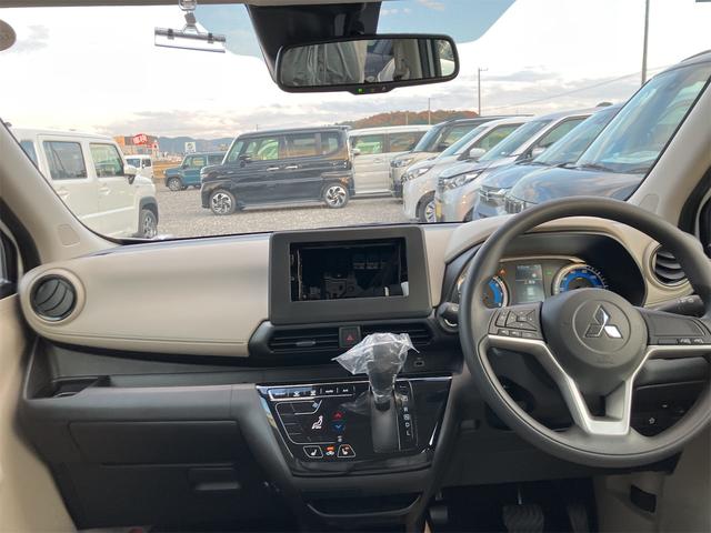 eKワゴン G バックカメラ クリアランスソナー レーンアシスト 衝突被害軽減システム オートライト スマートキー アイドリングストップ 電動格納ミラー シートヒーター ベンチシート CVT 盗難防止システム ABS(6枚目)