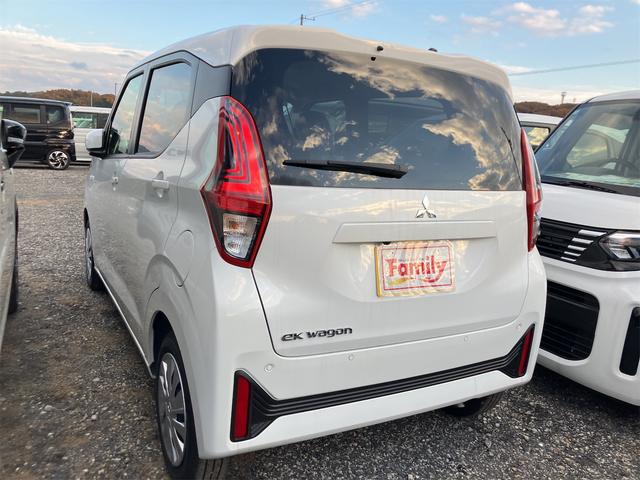 eKワゴン G バックカメラ クリアランスソナー レーンアシスト 衝突被害軽減システム オートライト スマートキー アイドリングストップ 電動格納ミラー シートヒーター ベンチシート CVT 盗難防止システム ABS(22枚目)