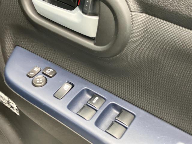 アルト ハイブリッドS クリアランスソナー レーンアシスト 衝突被害軽減システム オートライト キーレスエントリー アイドリングストップ 電動格納ミラー シートヒーター CVT 盗難防止システム ABS ESC(15枚目)