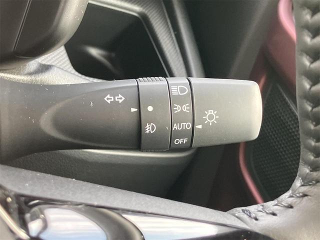 スペーシアカスタム ハイブリッドＸＳ　両側電動スライドドア　クリアランスソナー　オートクルーズコントロール　レーンアシスト　衝突被害軽減システム　オートライト　ＬＥＤヘッドランプ　スマートキー　アイドリングストップ　電動格納ミラー（14枚目）