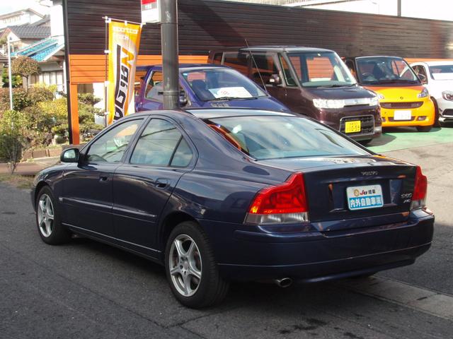 Ｓ６０ ＡＷＤ　サンルーフ　フルセグＨＤＤナビ　タイベル交換済（4枚目）