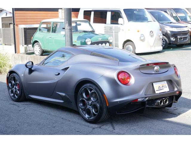 ４Ｃ コンペティツィオーネ　限定車シリアルナンバー１１／２５・禁煙・車載工具バッグ・専用アルカンターラシート・専用アクラボビッチマフラー・カーボンルーフ＋ミラー＋リヤスポー＋エアダクト＋ヘッドベゼル・専用デカール（4枚目）