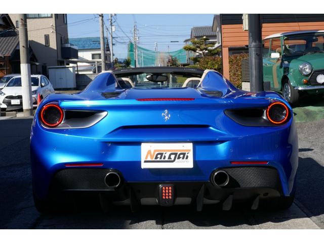 ４８８スパイダー 　ディーラー車・フロントリフティング・フロント廻りプロテクションフィルム・イエローキャリパー・２０ＡＷ・前後ソナー・ＪＢＬサウンド・レザーシート・両席パワーシート・ナビ・Ｂカメラ・ドラレコ・レーダー（5枚目）