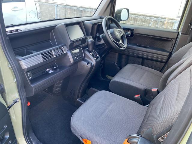 Ｎ－ＶＡＮ＋スタイル ファン・ホンダセンシング　ホンダセンシング　フルＬＥＤヘッドライト　急速充電対応ＵＳＢジャック２個　マルチインフォディスプレイ　ルーフコンソール　８インチベーシックインターナビ（9枚目）